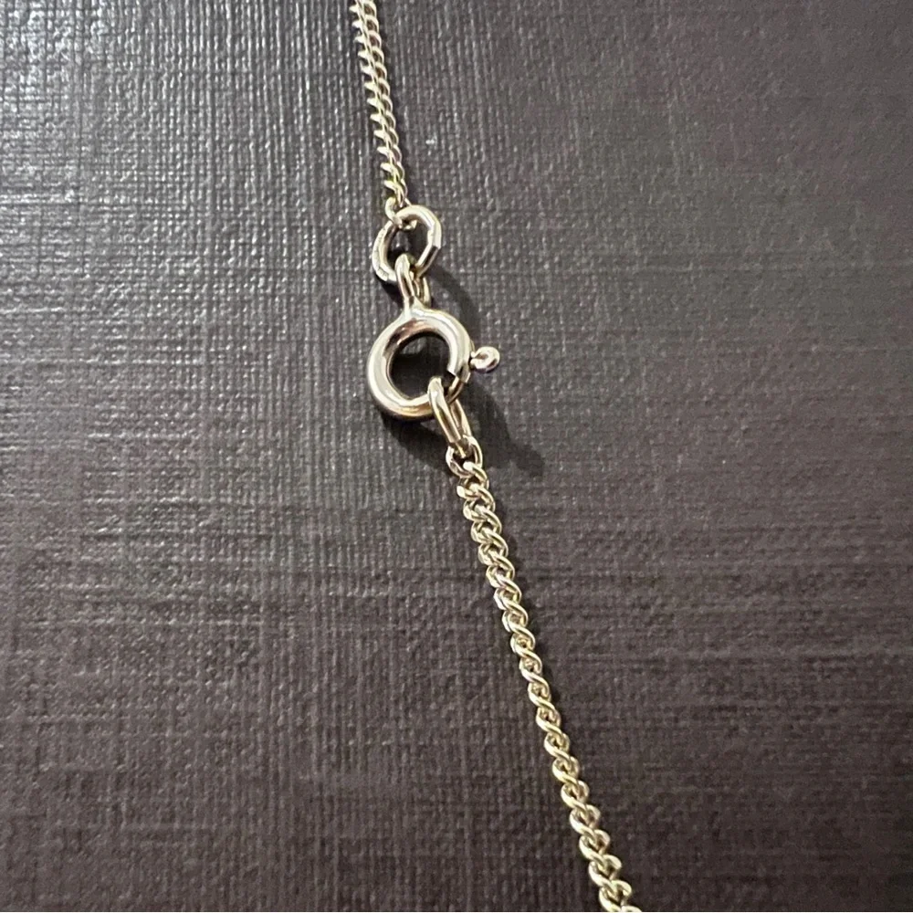 Solid 9K Gold Curb Chain 16” - Picture 3 of 7